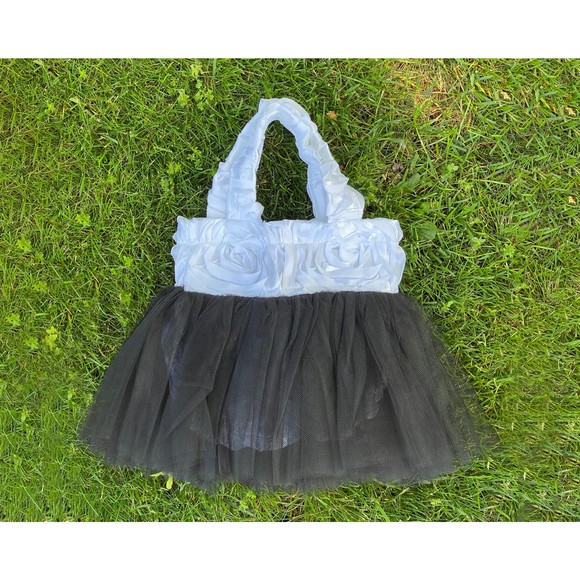 Black and White Flower Girl Bag, Ballerina Bag, Bridal Shower Bridesmaid Bag - Picture 4 of 4